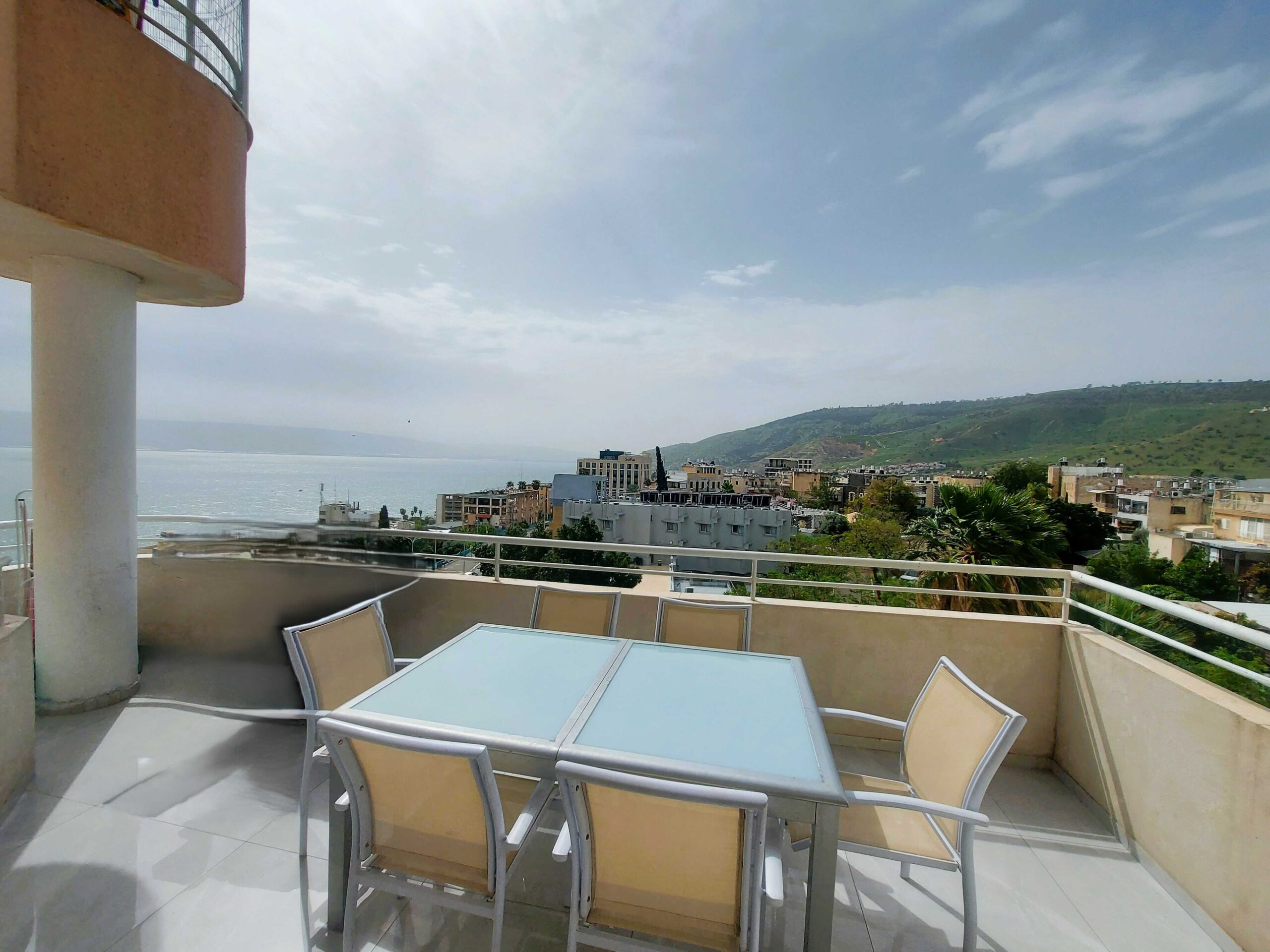 o-מרפסת-נוף_optimized